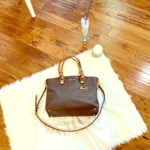 Michael Kors Karla Large Multi Function Tote